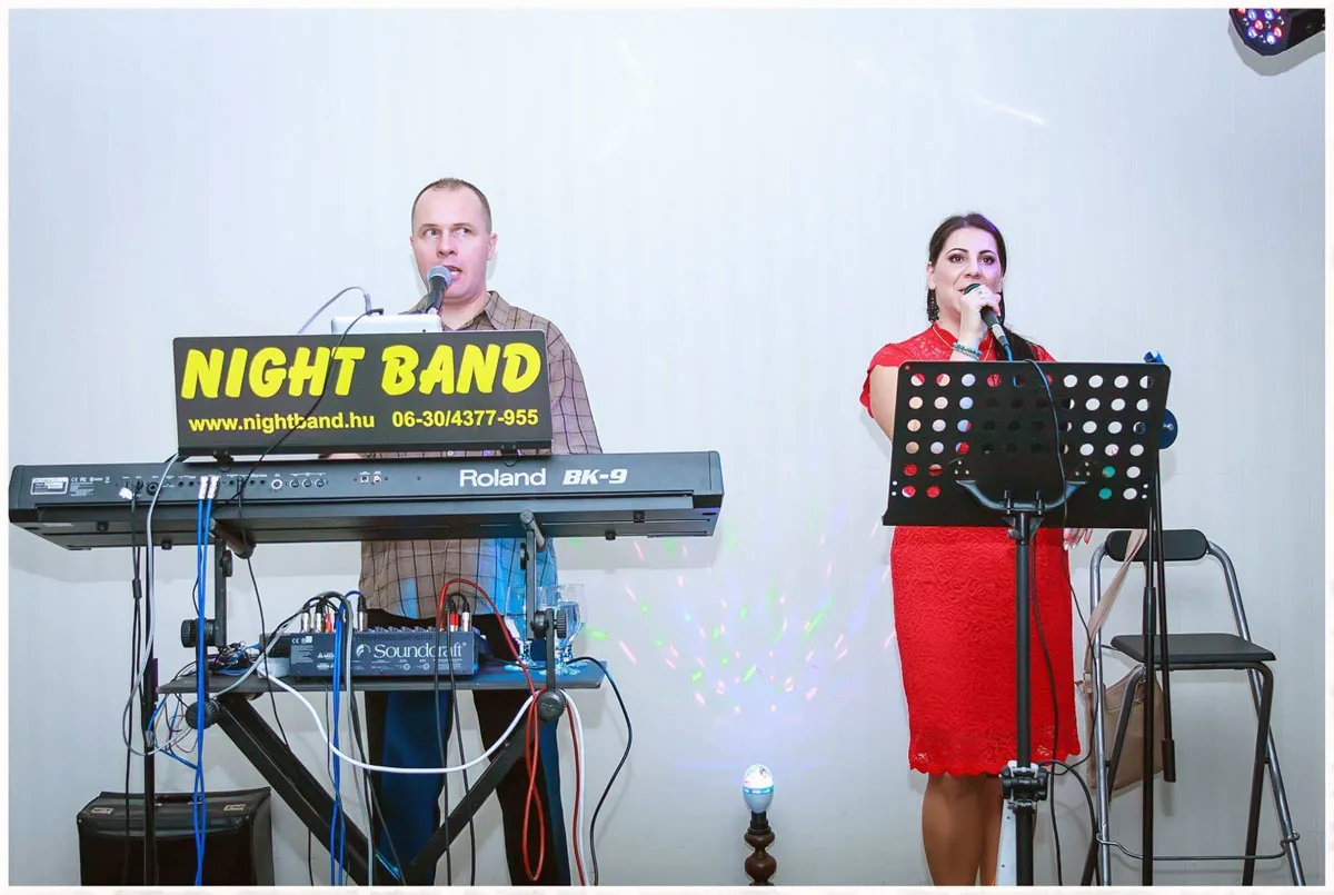 Night Band zenekar élő fellépése a Debreceni Agrár Étteremben