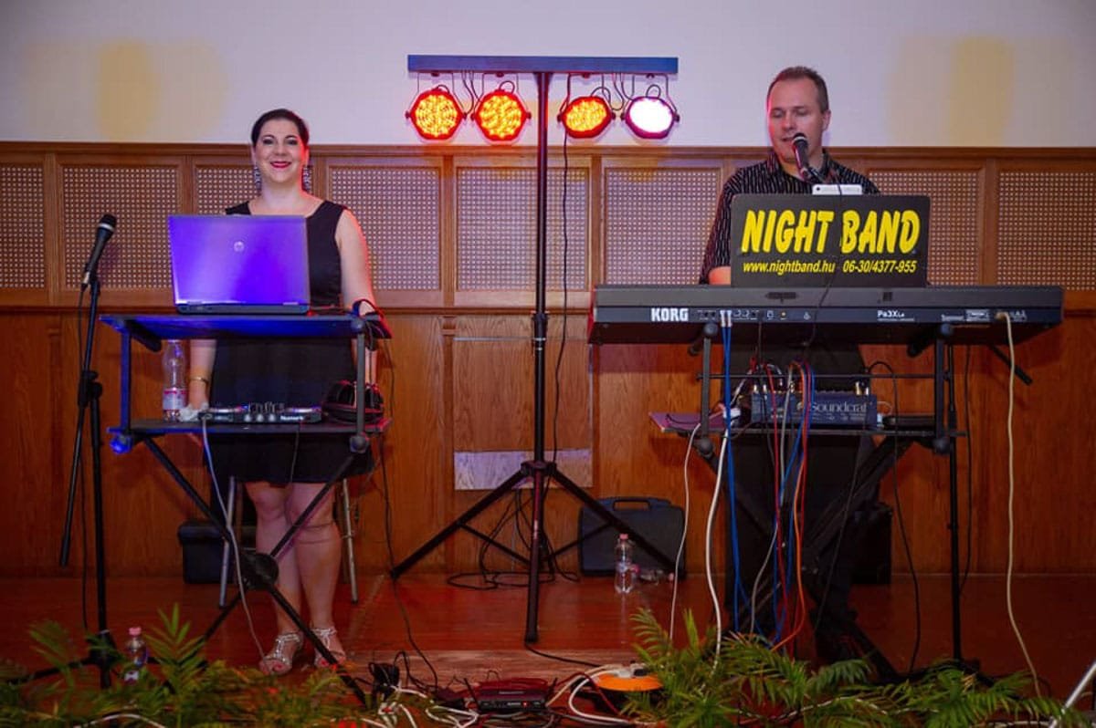 Esküvői zenekar Debrecenben – Night Band az Ász Rendezvényházban