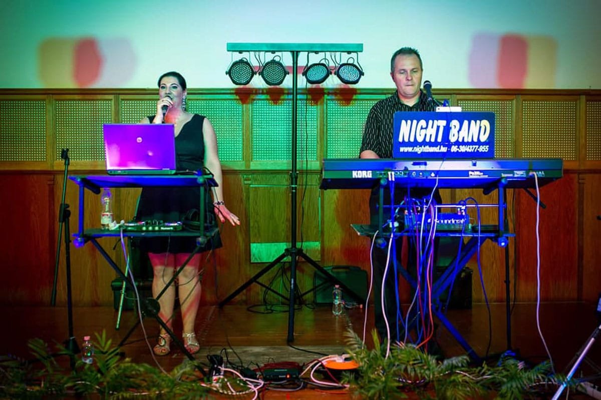 Night Band esküvői zenekar – Élőzene a Debreceni Ász Rendezvényházban